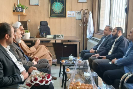 حضور نماینده محترم مردم شریف خمینی‌شهر در بیمارستان شهید اشرفی به مناسبت ولادت حضرت زینب (س) و هفته ملی پرستار